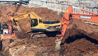 Разработка котлована экскаватором под фундамент в Кизилюрте — цена от 2641 руб. | 2Землекопа-Кзт