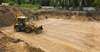 Разработка котлована Кизилюрт, цена от 317 руб./м3.